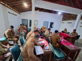 Rapat Koordinasi Rutin Hari Senin, Perkuat Sinergi dan Kinerja Perangkat Kalurahan